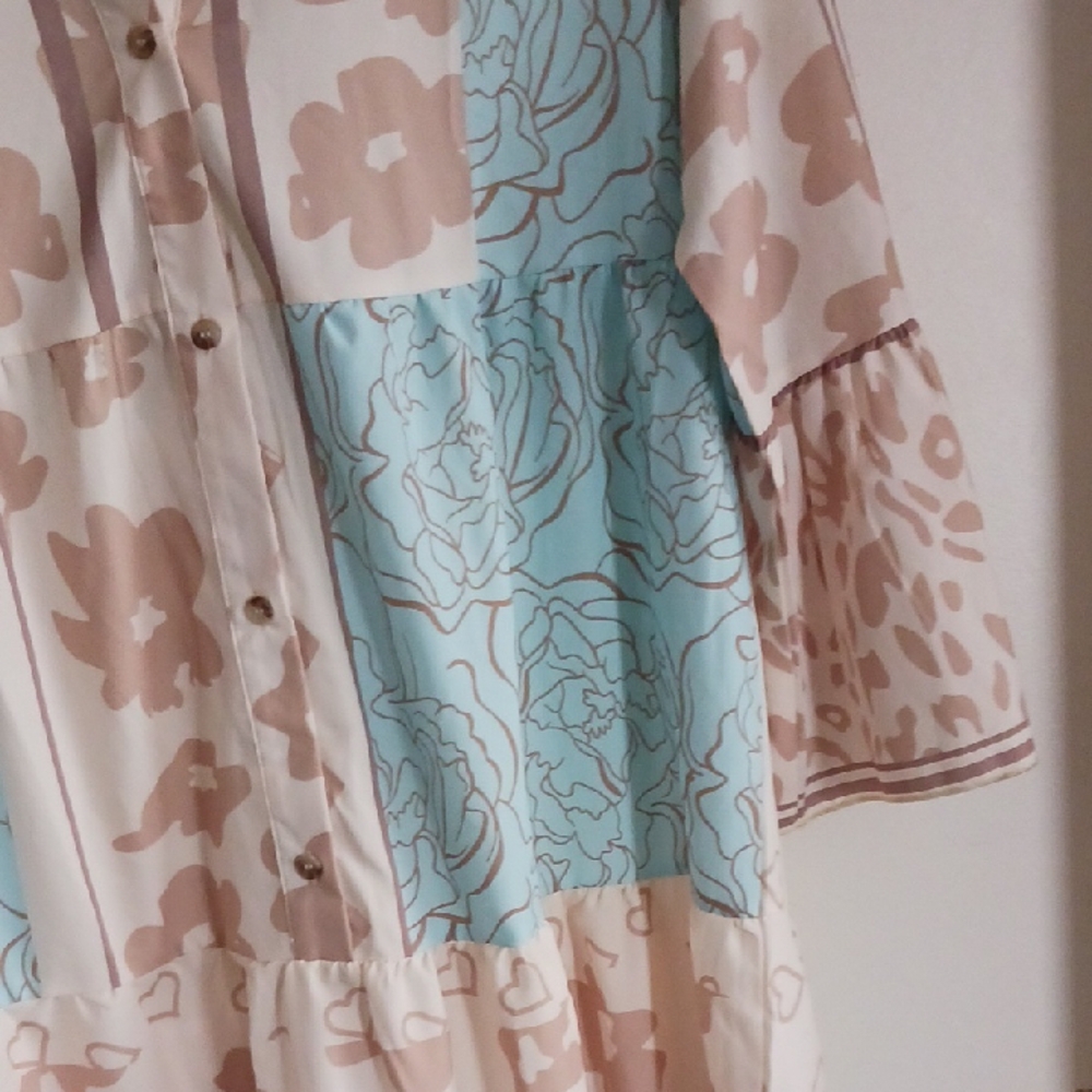 Source Unknown Cream & Light Blue Tiered Floral Button-Front Dress - Picture 3 of 8